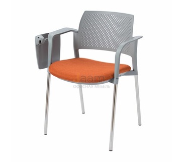 Офисный стул Макс/П/П Ткань кат. 1 с подлокотниками спинка пластик